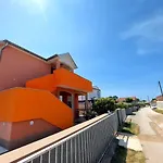 Zeljo Апартаменты Galizana